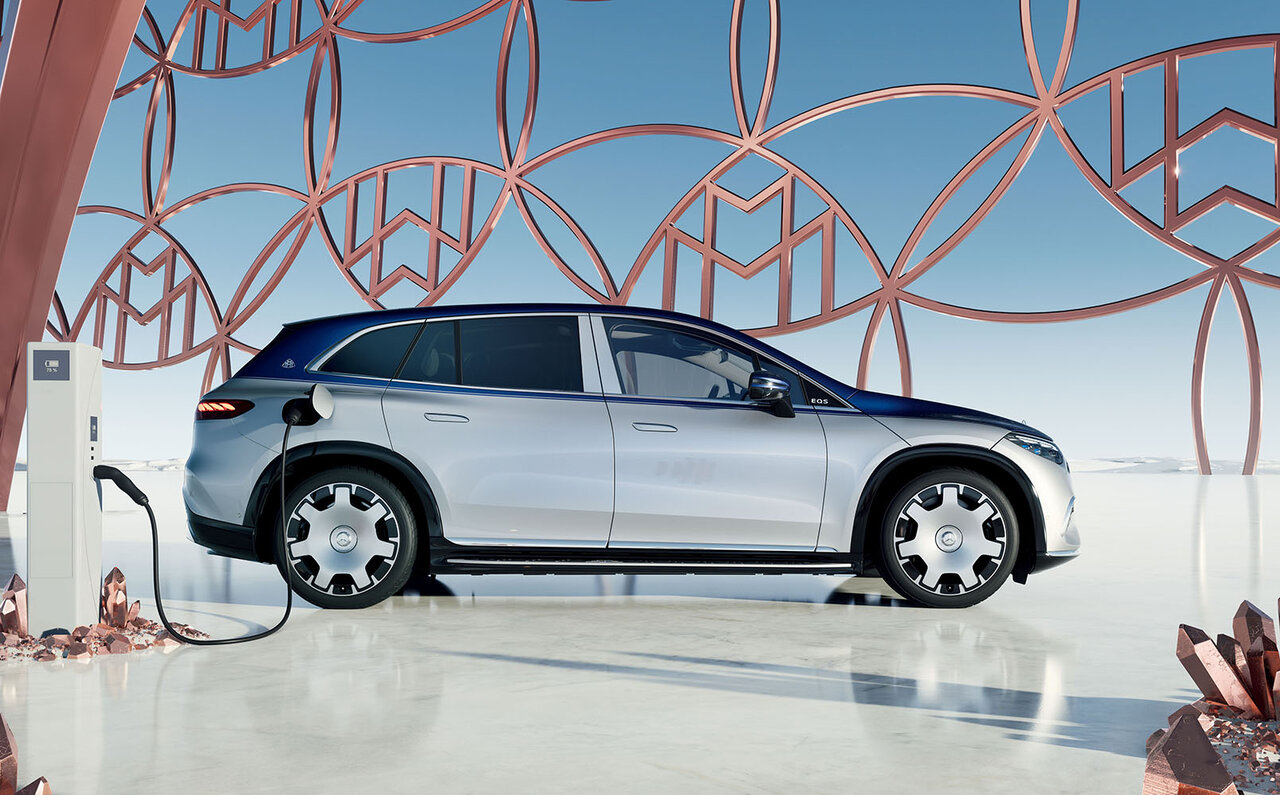 マイバッハ初のフル電動SUVが誕生｜Mercedes Maybach
