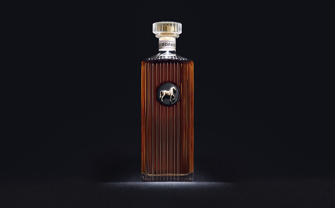 革新的なアメリカンウイスキー 「サーデイヴィス」が日本初上陸｜SirDavis