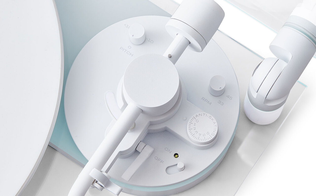 トランスペアレント ターンテーブル