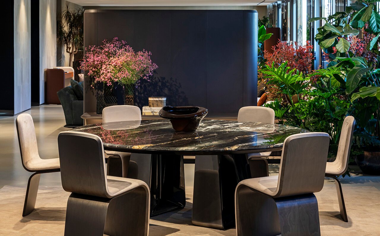 ベントレーホーム、ミラノデザインウィークで新作家具やアクセサリーコレクションを発表