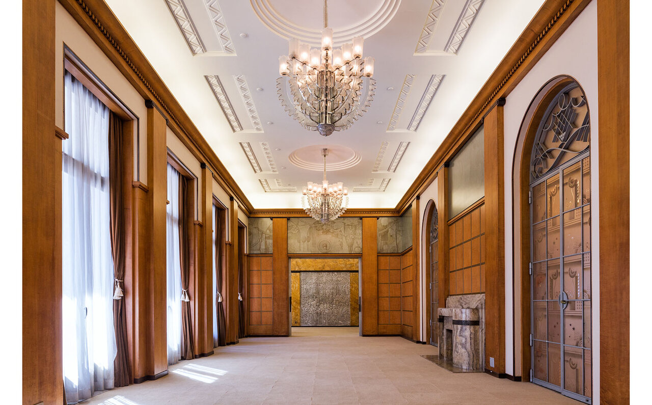 永遠なる瞬間 ヴァン クリーフ&アーペル ─ ハイジュエリーが語るアール・デコ