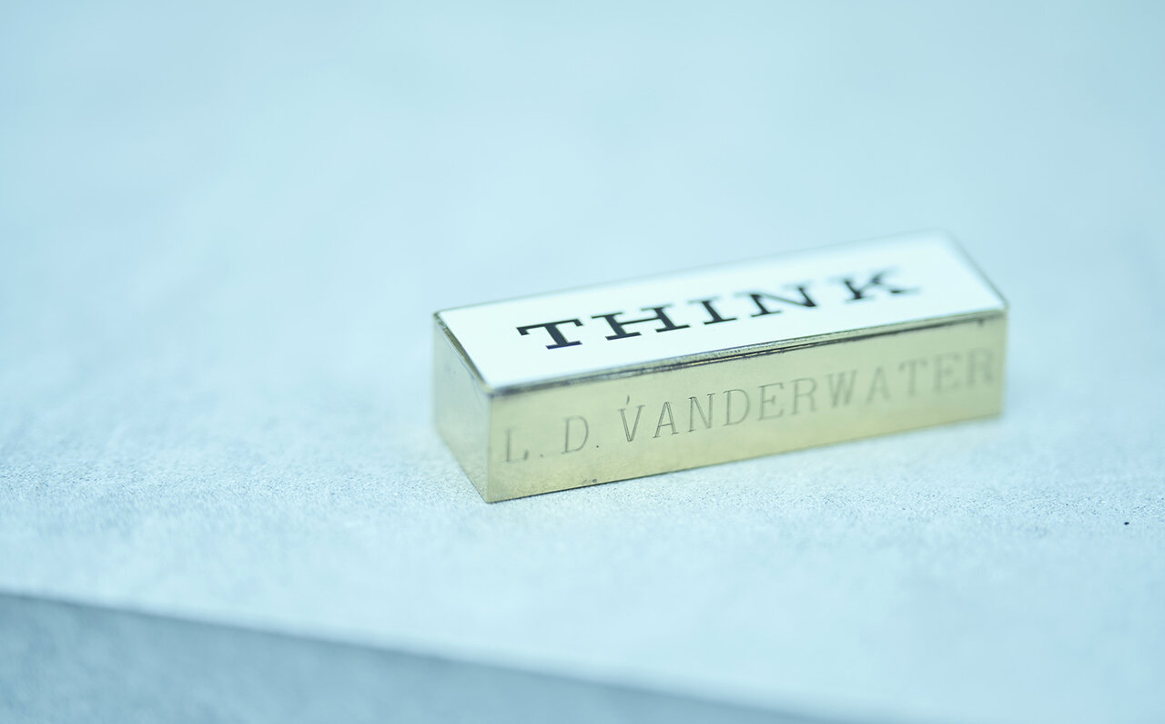 【徳尾隆昌の偏向性コレクションVol.1】僕がIBMの「THINK」を集めるワケ。