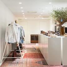 阪急メンズ ｜リニューアルショップ 06