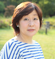 中島京子氏