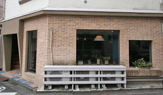 on the shore|新宿区 06