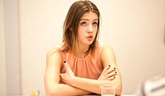 アデル・エグザルコプロス 10