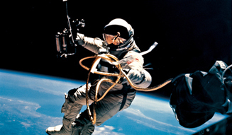 1965年/地球軌道上