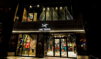 アークテリクス｜原宿店 09