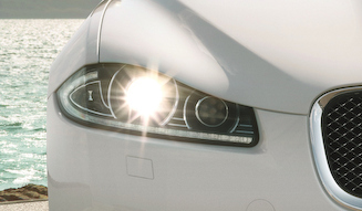 s_jaguar_xf_2015_006