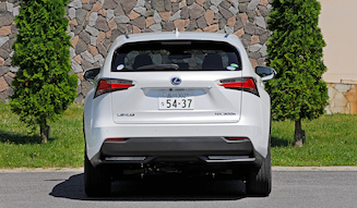 m_25_lexus_nx_300h
