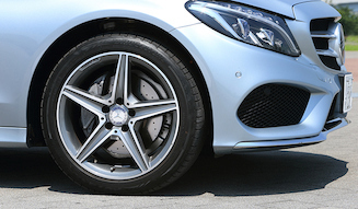 Mercedes-Benz C 200 AVANTGARDE｜メルセデス・ベンツ C 200 アバンギャルド