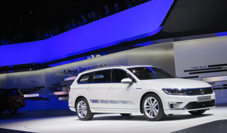 327_29_vw_group_night_paris_2014