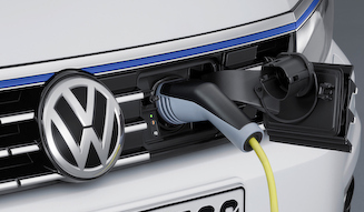 Volkswagen Passat GTE｜フォルクスワーゲン パサート GTE 11