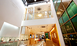 トミヤ　タイムアート店