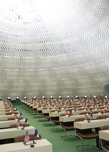 祐真朋樹対談|Vol. 3 デザイナー トム・ブラウンさん 08