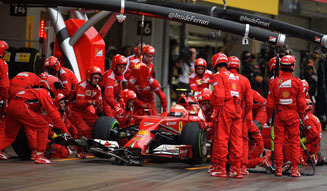 F1はつまらない、をピレリが変える｜PIRELLI 5