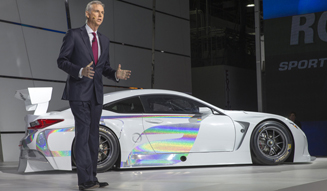 Lexus RC F GT3コンセプトとブラッケン氏