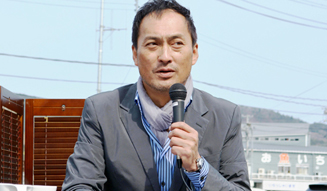伝説の大船頭・前川渡さんと俳優・渡辺謙さんの対談