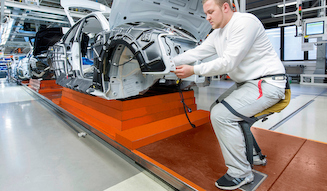 Audi Chairless Chair|アウディ チェアレス チェア