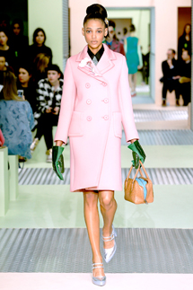 萩原輝美 連載 vol.121|2015-16秋冬ミラノコレクション「ボッテガ・ヴェネタ」「プラダ」「グッチ」