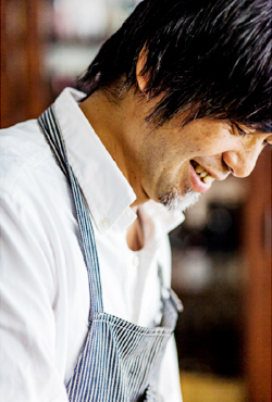 「なぜかワインがおいしいビストロの絶品レシピ~隠れた人気店ウグイス&オルガンの自慢の50 皿~」