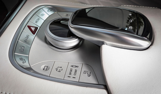 Mercedes-Benz S 500 PLUG-IN HYBRID ｜メルセデス・ベンツ S 500 プラグインハイブリッド