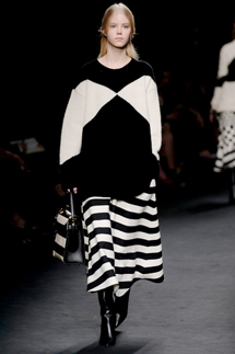 萩原輝美 連載 vol.122|うっとりメゾン・ヴァレンティノが魅せた珠玉のドレス