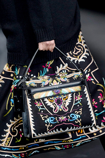 萩原輝美 連載 vol.122|うっとりメゾン・ヴァレンティノが魅せた珠玉のドレス