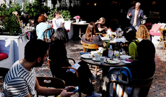 BOBBI BROWN|ボビイ ブラウン