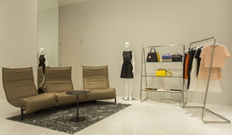 PENDULE VIA BUS STOP