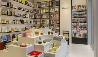 PENDULE VIA BUS STOP