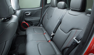 327_00071_jeep_renegade_trailhawk