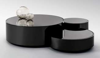 FENDI|「バッグ バグズ」をあしらったアームチェアをミラノサローネにて発表