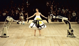 Alexander McQueen: Savage Beauty