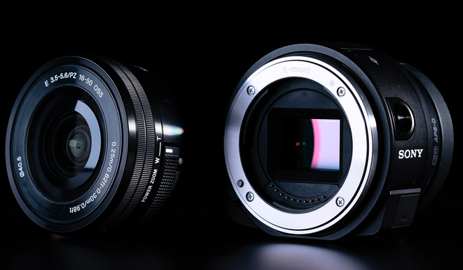 ソニー「ILCE-QX1L」