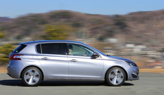 Peugeot 308 ｜プジョー 308