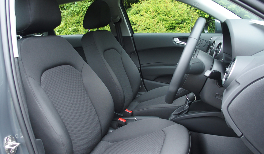 Audi A1 Sportback｜アウディ A1 スポーツバック