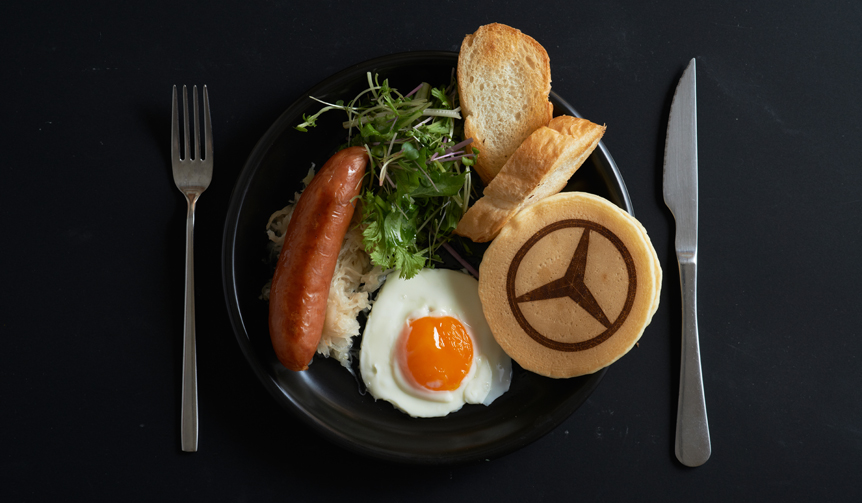 Mercedes me Tokyo HANEDA｜メルセデス ミー 東京羽田