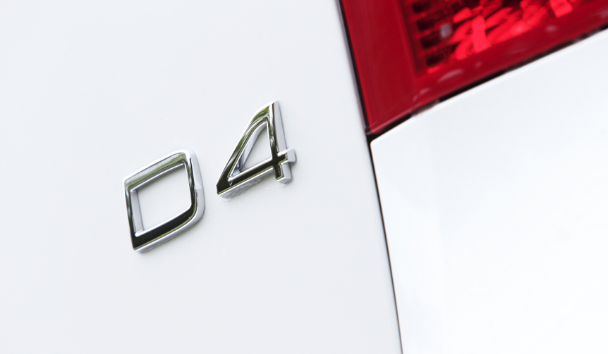 Volvo S60 D4｜ボルボ S60 D4