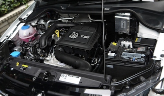 Volkswagen Polo BlueMotion|フォルクスワーゲン ポロ ブルーモーション