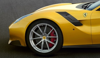 Ferrari F12 tdf ｜フェラーリ F12 tdf