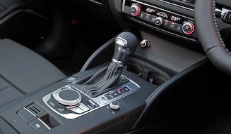 Audi A3 Sportback e-tron｜アウディ A3 スポーツバック eトロン