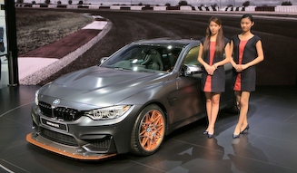 s_03_bmw-m4-gts