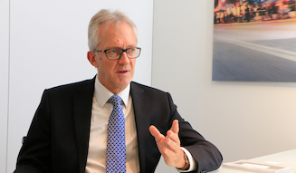 Dr.Erhard Mossle|Dr.エアハルト・メスレ氏