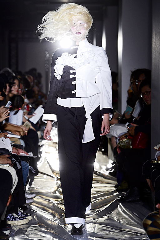 1-Moncler Gamme Rouge