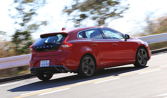 VOLVO V40 D4 R-Design｜ボルボ V40 D4 R-デザイン