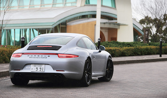 Porsche 911 Carrera 4 GTS｜ポルシェ カレラ 4 GTS