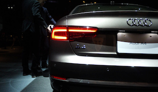 Audi A4 2.0TFSI|アウディ A4 2.0TFSI