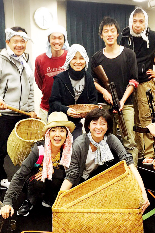 215_001戸田恵子、2016年も歌い、踊る！