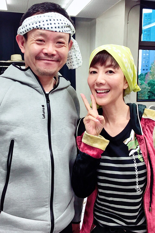 215_001戸田恵子、2016年も歌い、踊る！